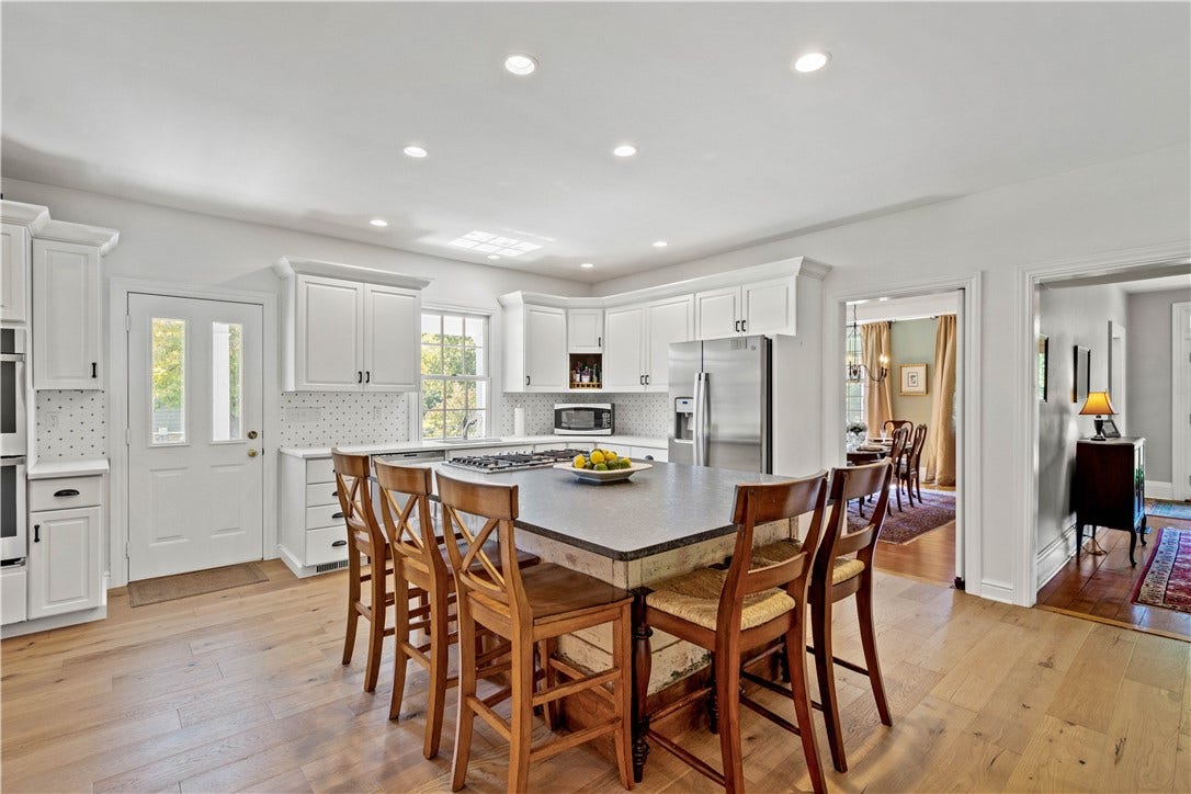 93 Pink House Lane, Sewickley, PA 15143