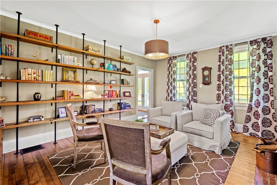 93 Pink House Lane, Sewickley, PA 15143