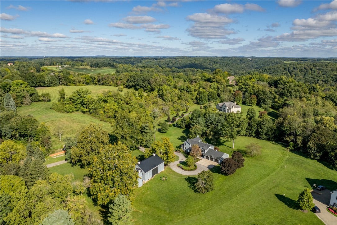 93 Pink House Lane, Sewickley, PA 15143