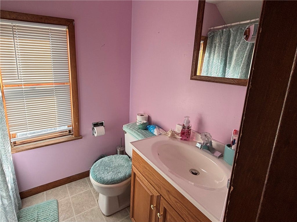 1451 Hillcrest Street, Washington, PA 15301