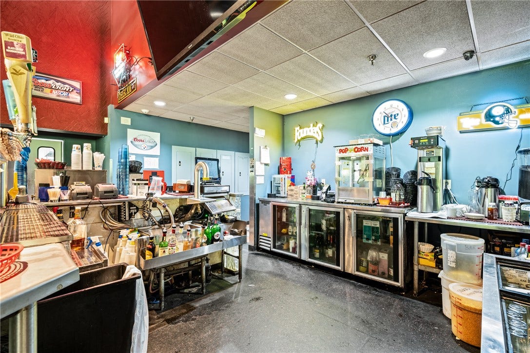 5400 William Penn Hwy, Export, PA 15632