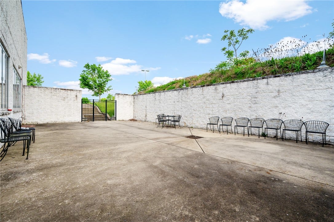 5400 William Penn Hwy, Export, PA 15632