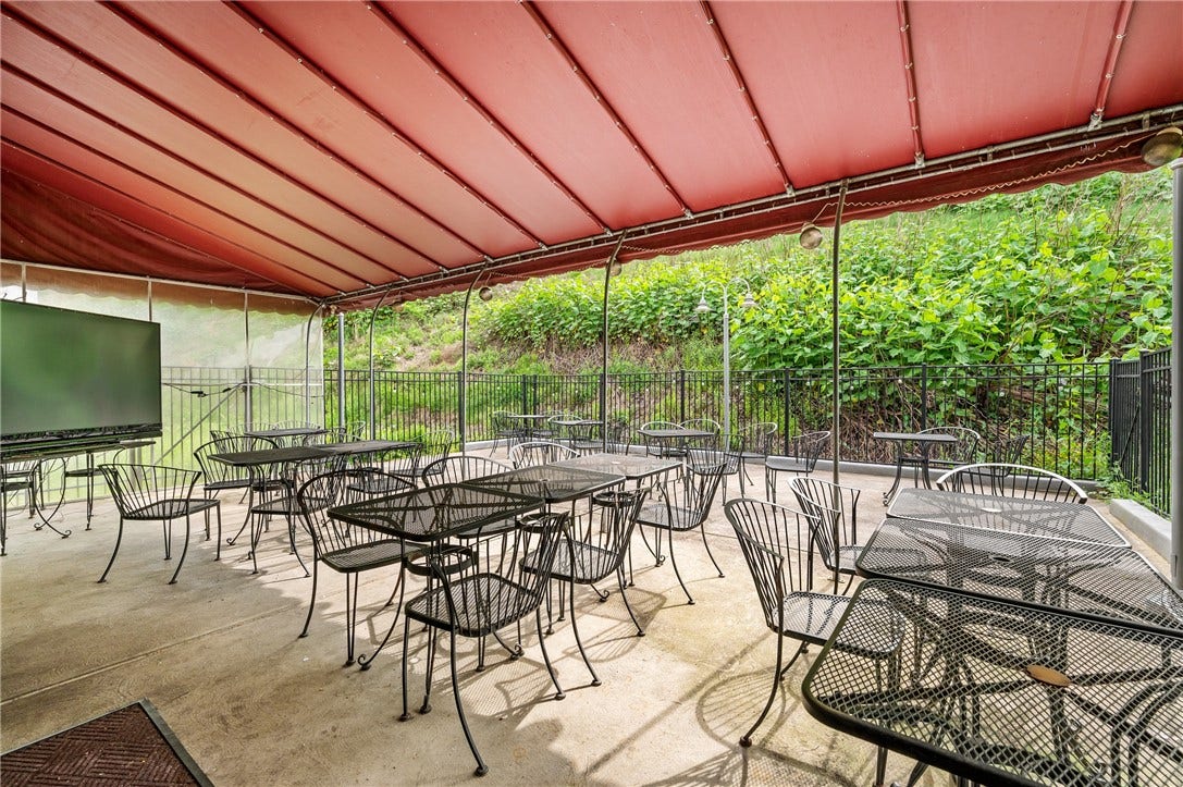5400 William Penn Hwy, Export, PA 15632