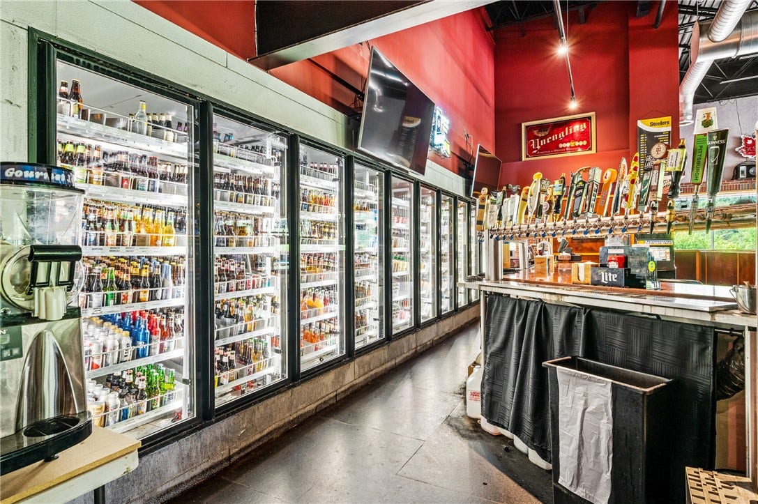 5400 William Penn Hwy, Export, PA 15632