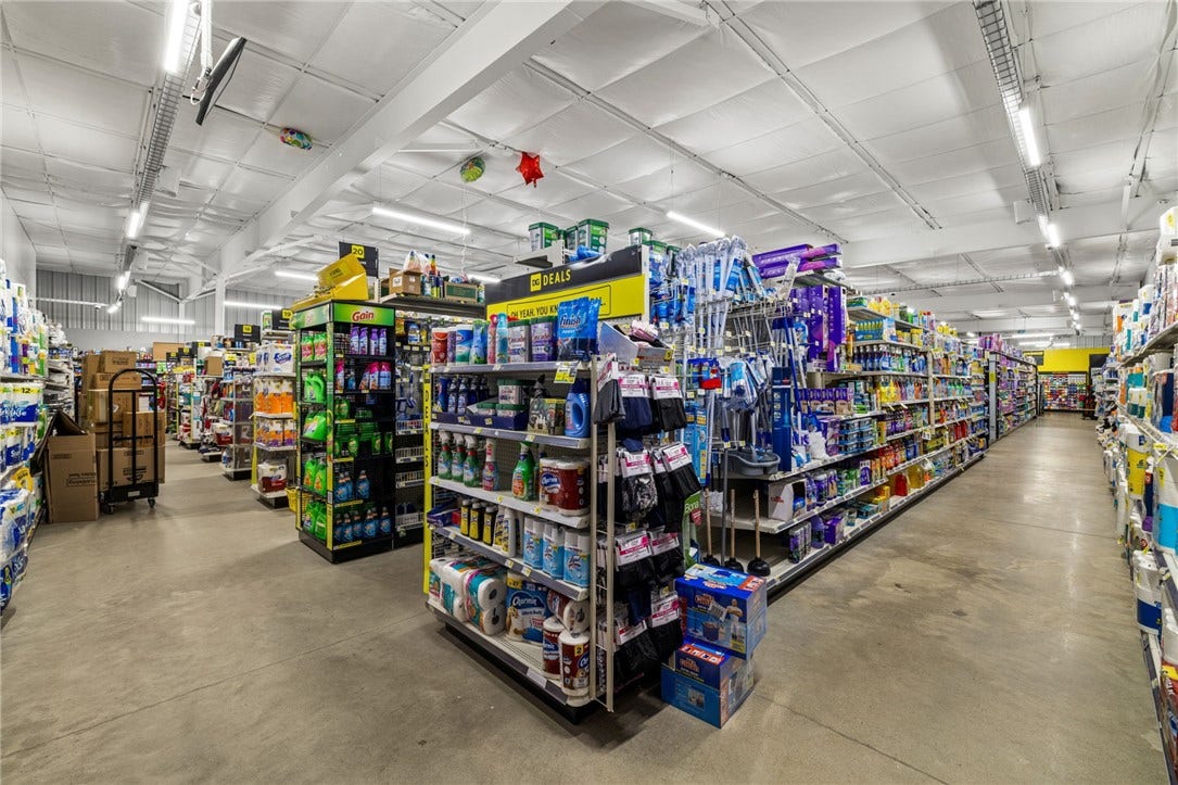 514 Greenville Rd, Mercer, PA 16137