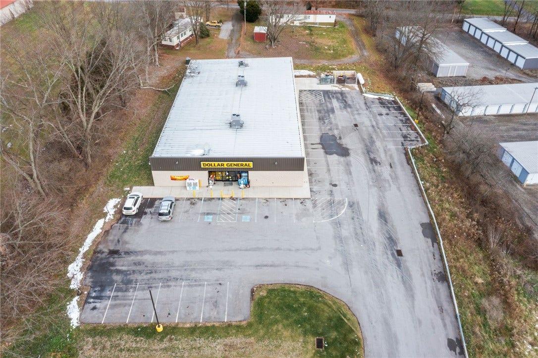 514 Greenville Rd, Mercer, PA 16137