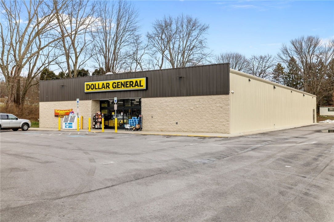 514 Greenville Rd, Mercer, PA 16137