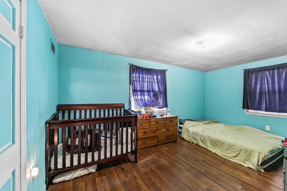 722 Connellsville Ave, Connellsville, PA 15425