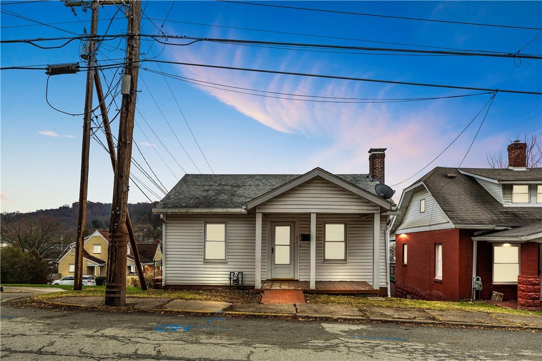 312 Lafferty Street, Jeannette, PA 15644