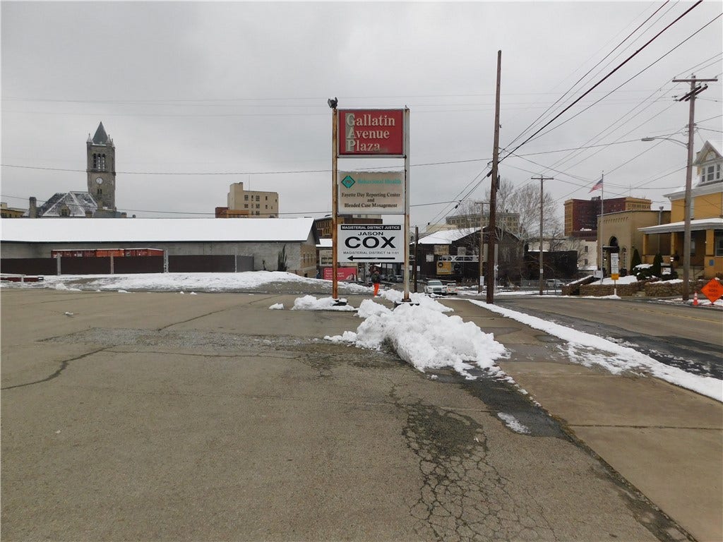 72 N Gallatin Avenue, Uniontown, PA 15401