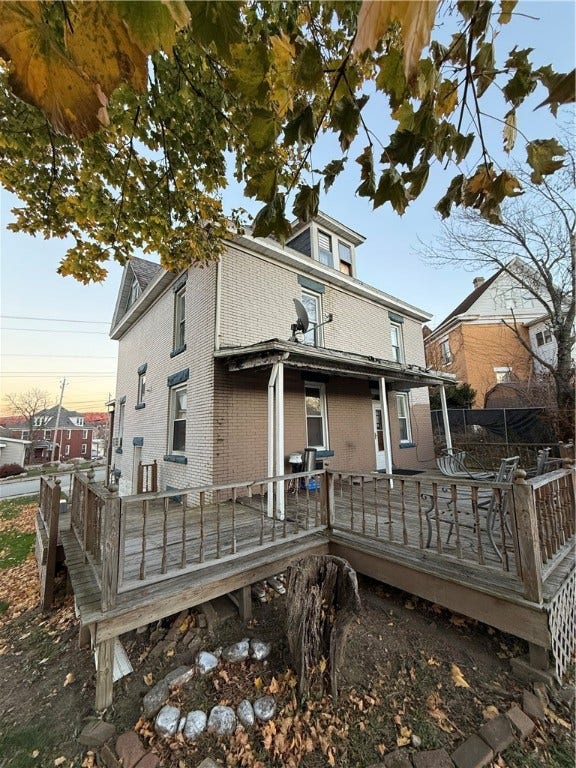 540 S 9th St, Connellsville, PA 15425