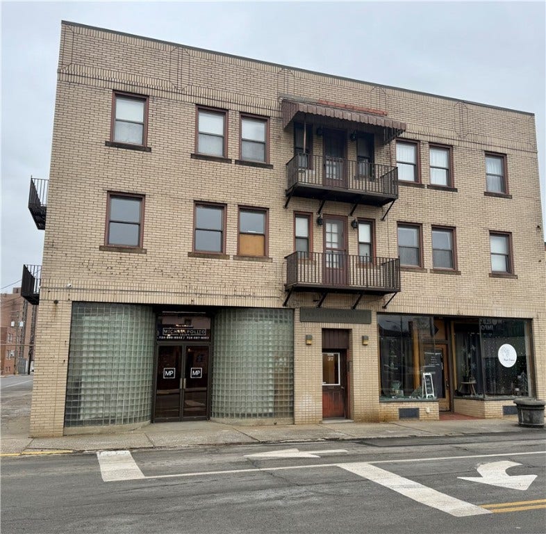 35 S Beeson Blvd, Uniontown, PA 15401