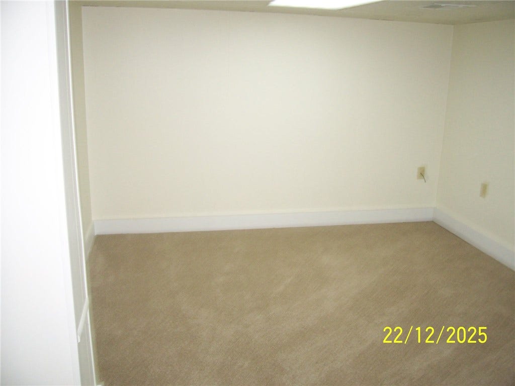 49 E 4th Ave, Latrobe, PA 15650 49 E 4th Ave, Latrobe, PA 15650
