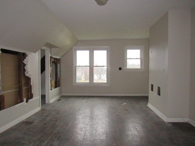 25 Ben Lomond Street, Uniontown, PA 15401