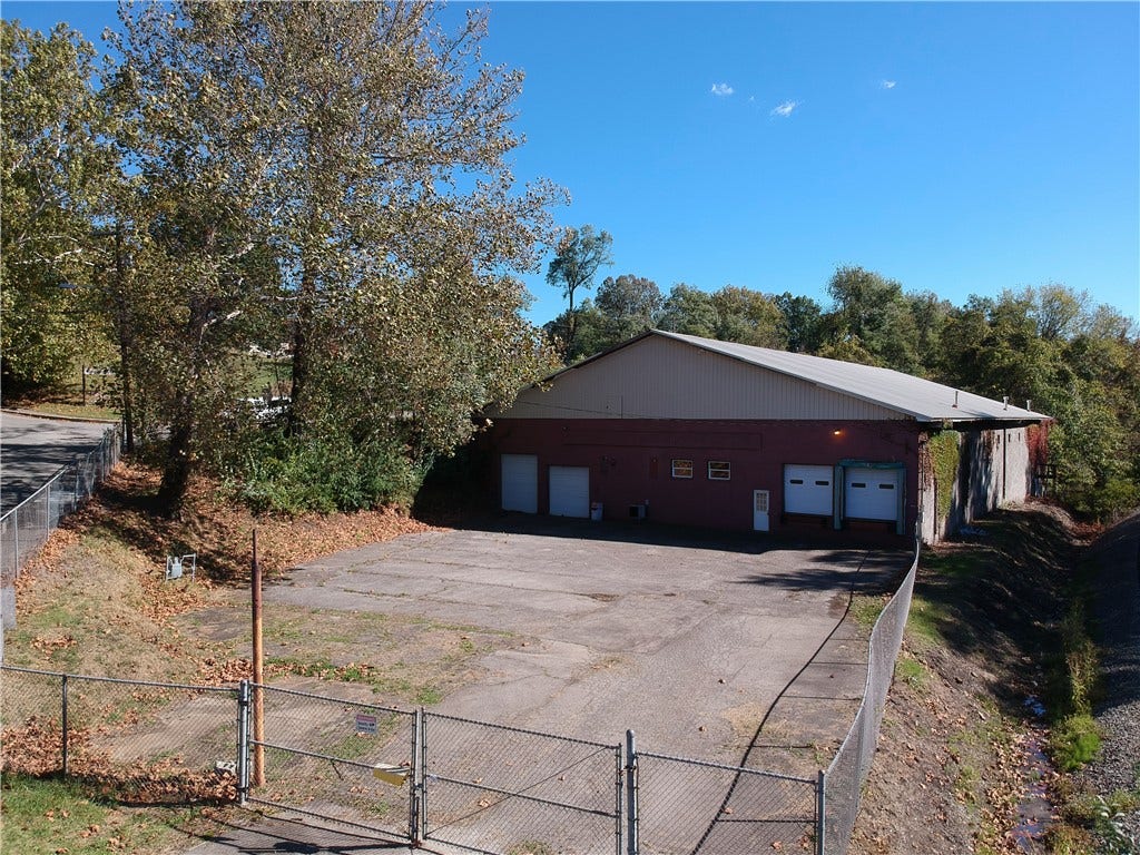 120 E Penn St, Uniontown, PA 15401