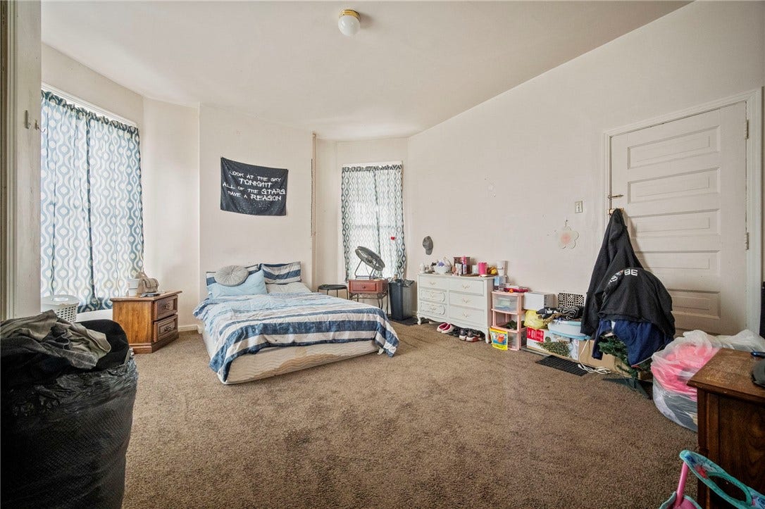 306 E Maiden St, Washington, PA 15301