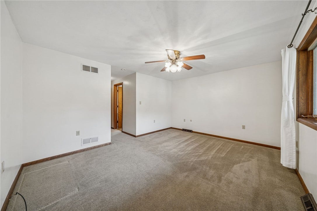 12219 Roth Drive, Irwin, PA 15642