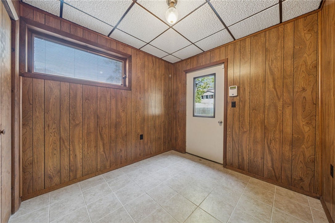 12219 Roth Drive, Irwin, PA 15642