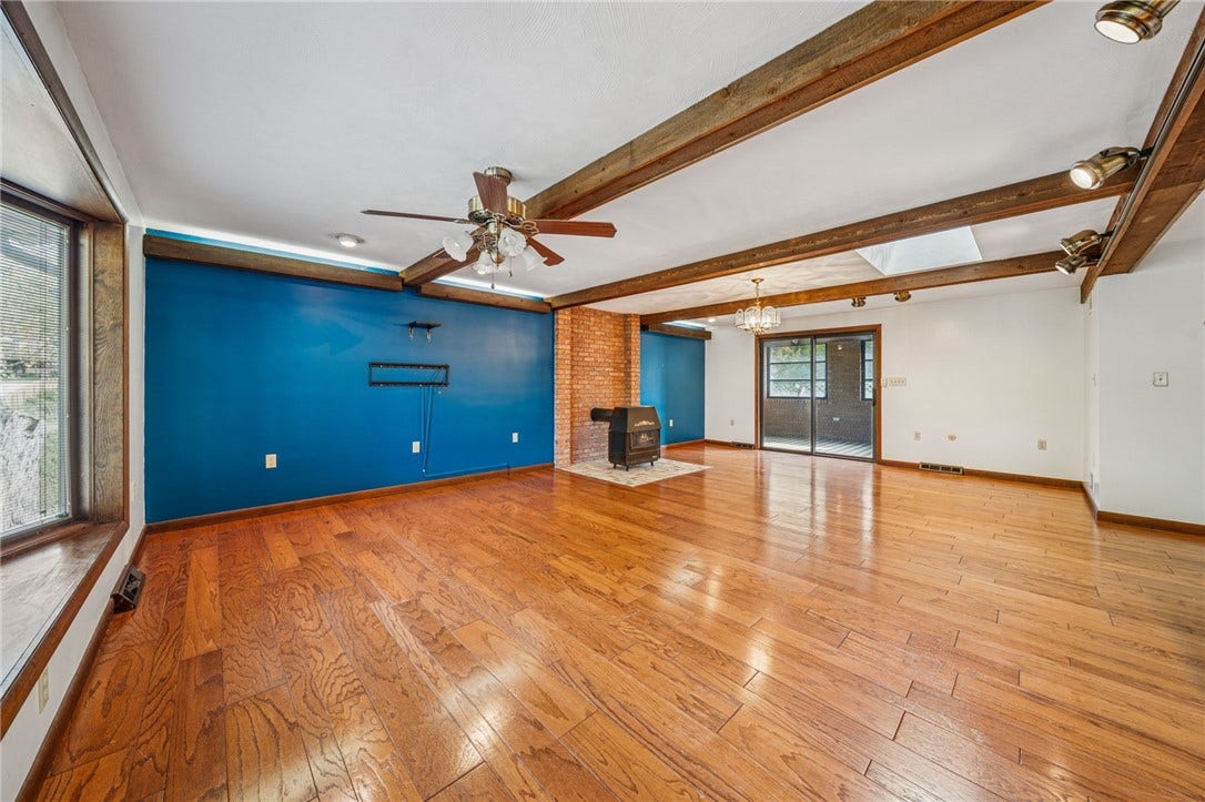 12219 Roth Drive, Irwin, PA 15642