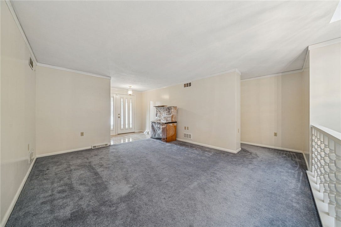 12219 Roth Drive, Irwin, PA 15642