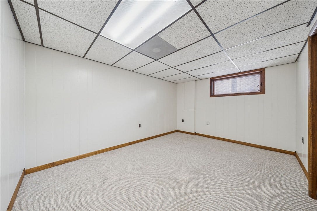 12219 Roth Drive, Irwin, PA 15642