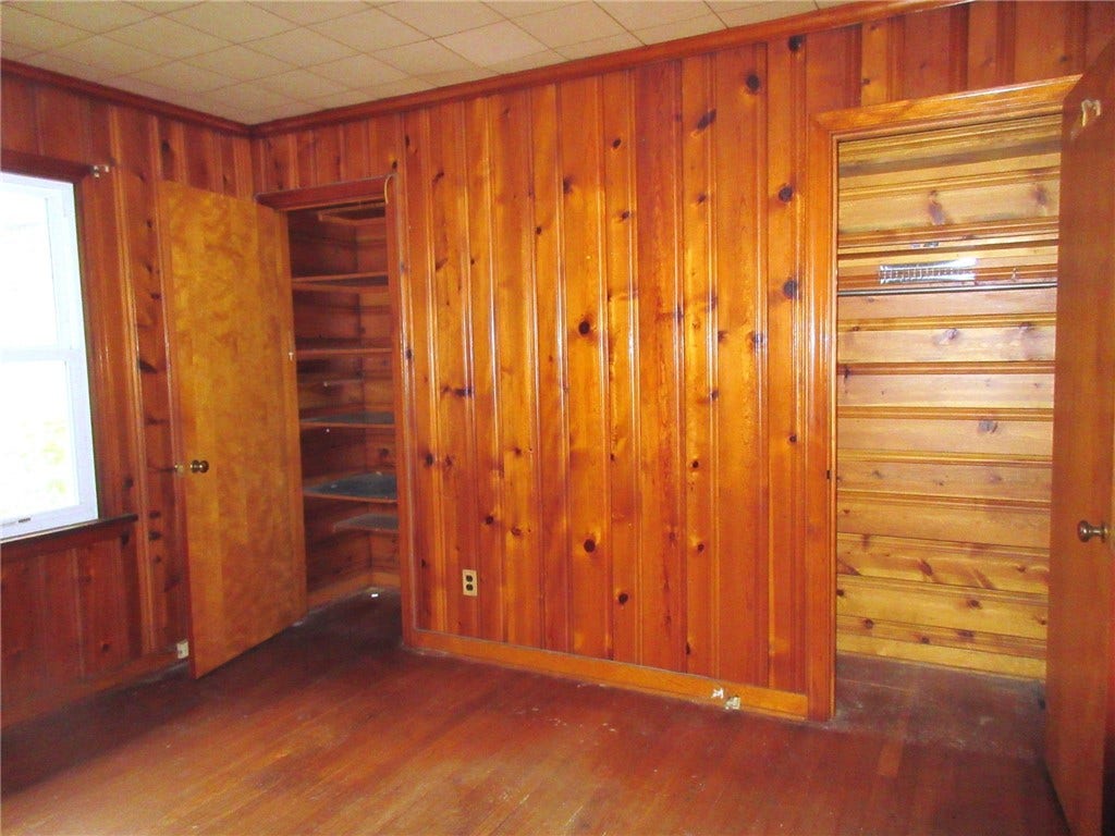 1684 E Maiden St, Washington, PA 15301