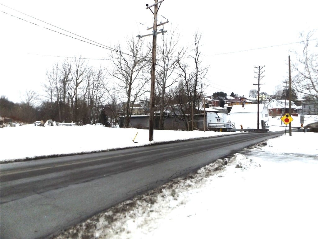 71 Lebanon Ave, Uniontown, PA 15401