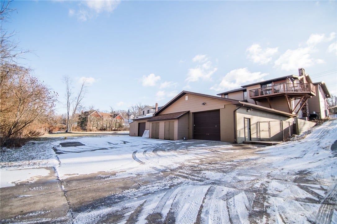 348 Wendel, Irwin, PA 15642
