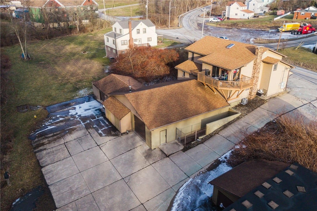 348 Wendel, Irwin, PA 15642