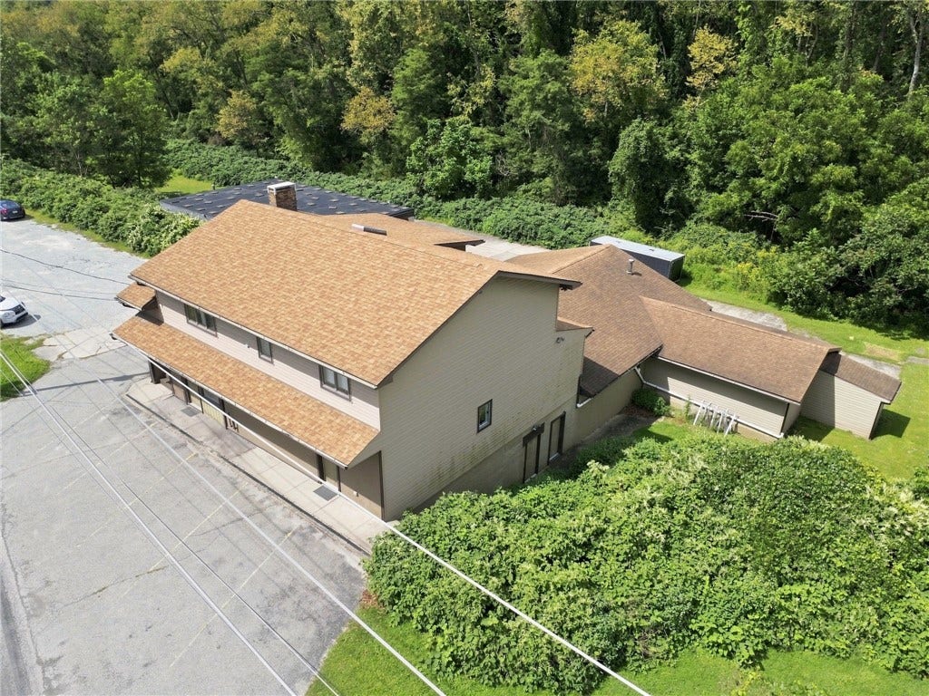 348 Wendel, Irwin, PA 15642