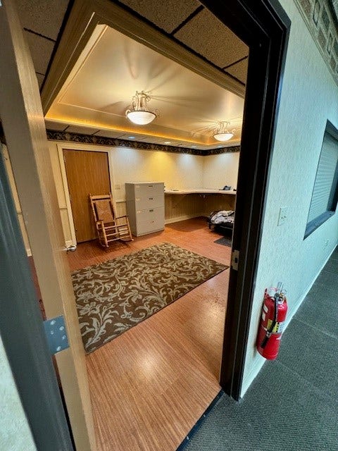 1829 University Dr, Dunbar, PA 15431