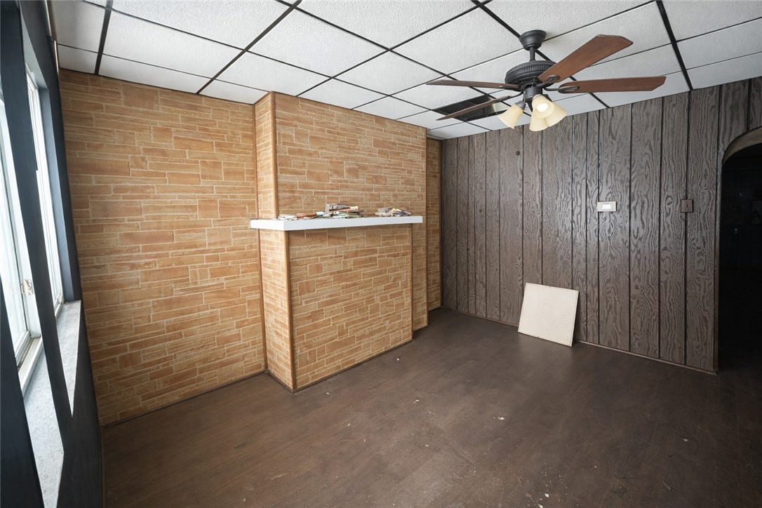 343 46th St, Lawrenceville, PA 15201 343 46th St, Lawrenceville, PA 15201