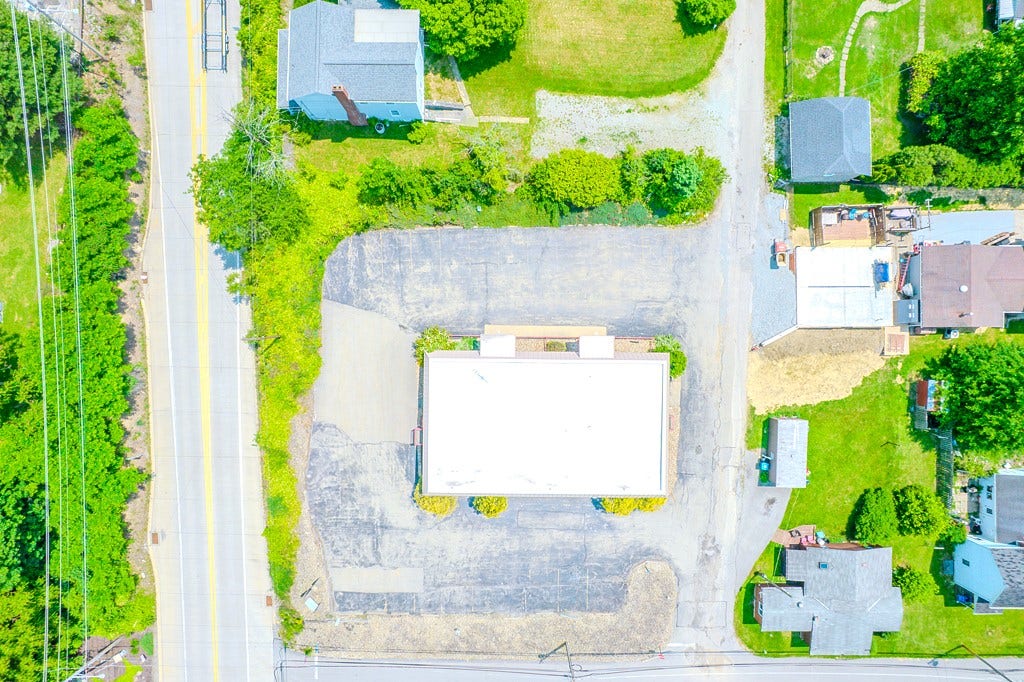 1027 W Main St, Mount Pleasant, PA 15666