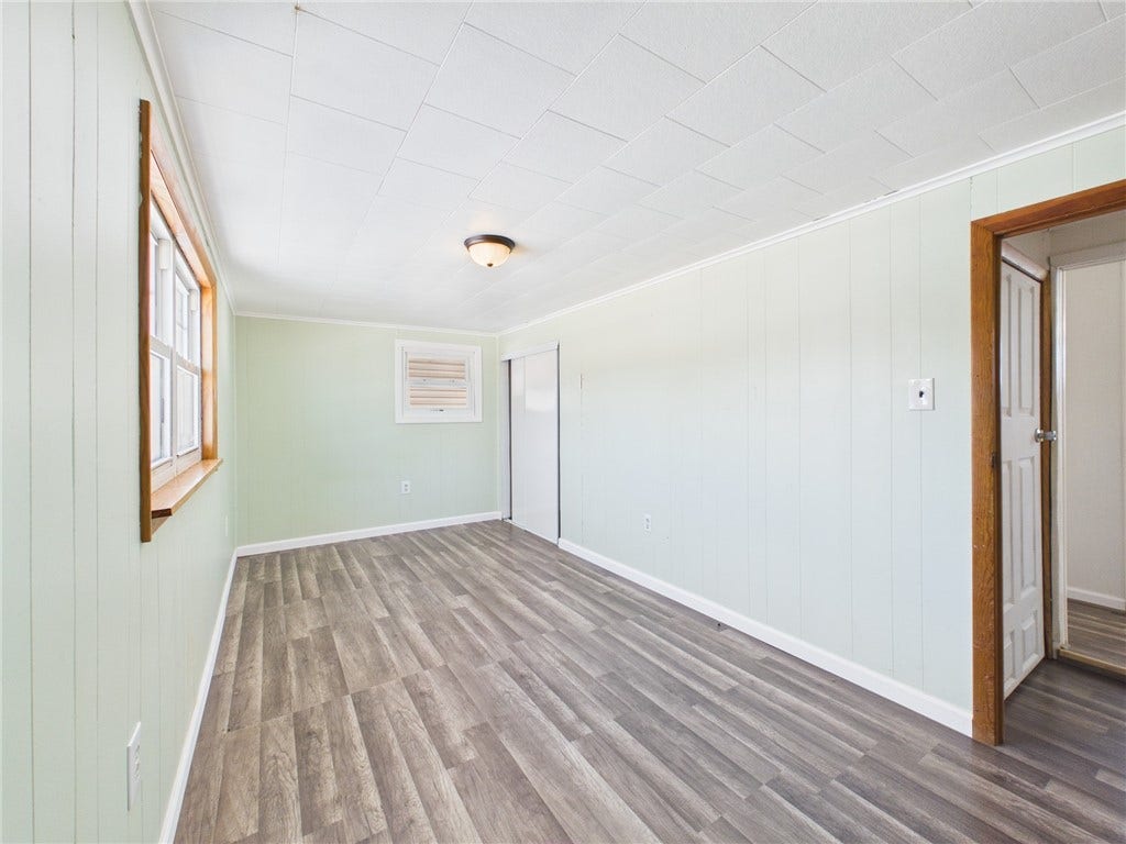 4 Malone Ridge Rd, Washington, PA 15301