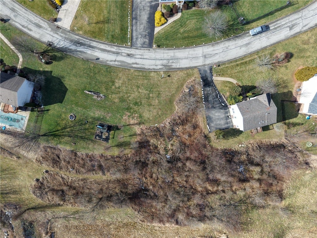 0 Gaelic Dr, Greensburg, PA 15601