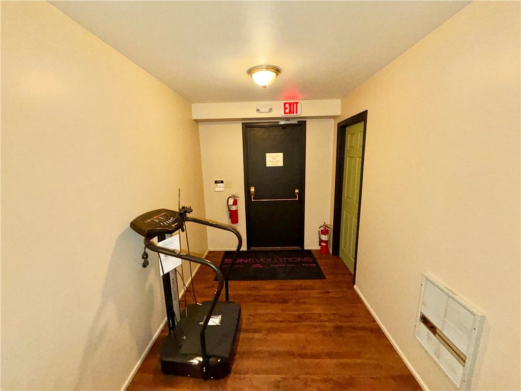 90 Pittsburgh Street, Uniontown, PA 15401