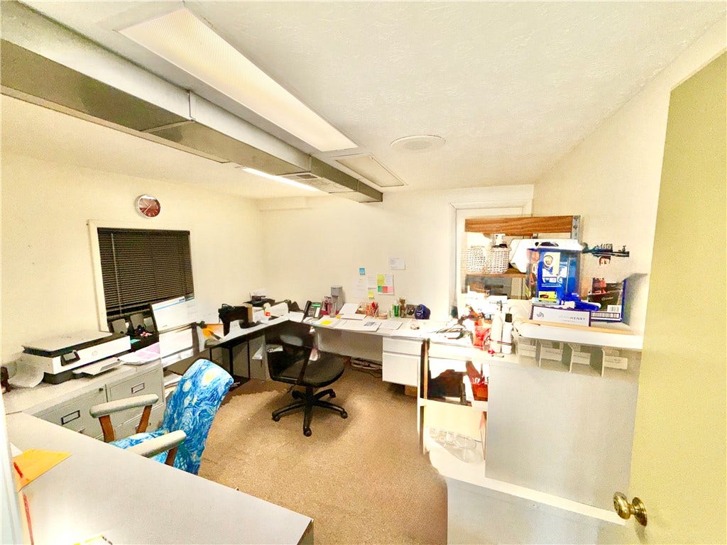 90 Pittsburgh Street, Uniontown, PA 15401