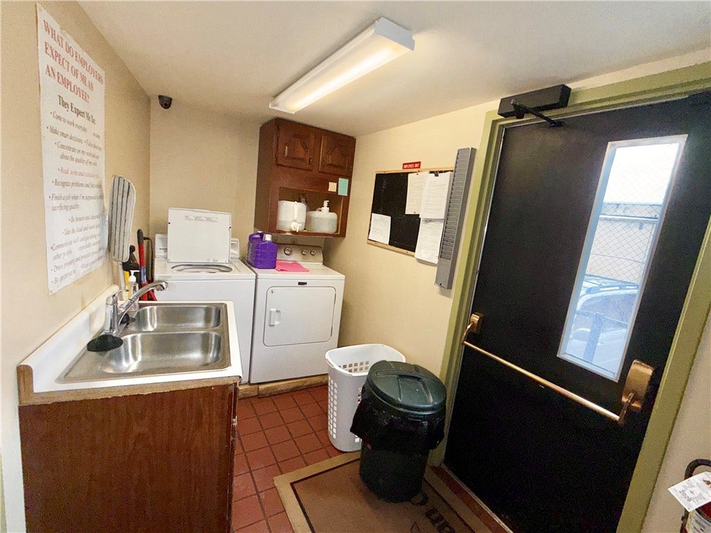 90 Pittsburgh Street, Uniontown, PA 15401