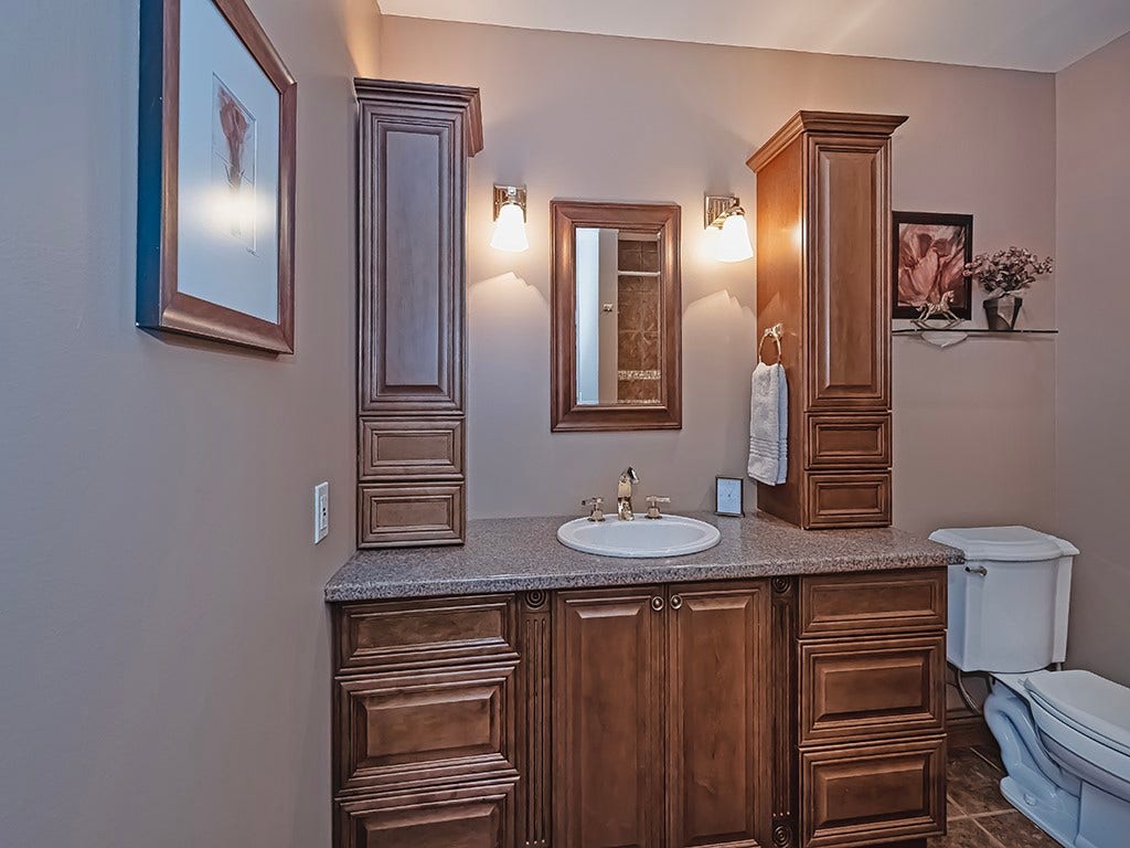 166 McKay Rd, Saxonburg, PA 16056