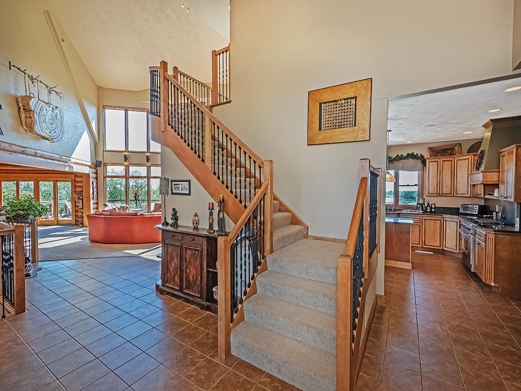 166 McKay Rd, Saxonburg, PA 16056