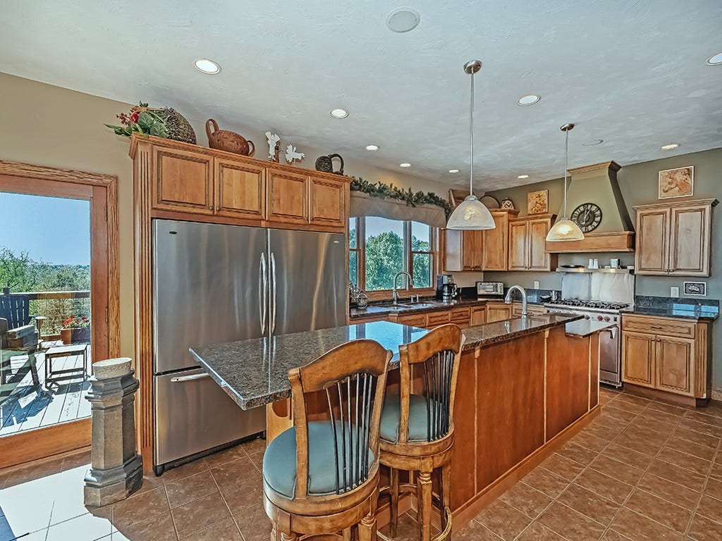 166 McKay Rd, Saxonburg, PA 16056