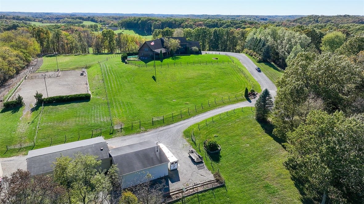 166 McKay Rd, Saxonburg, PA 16056