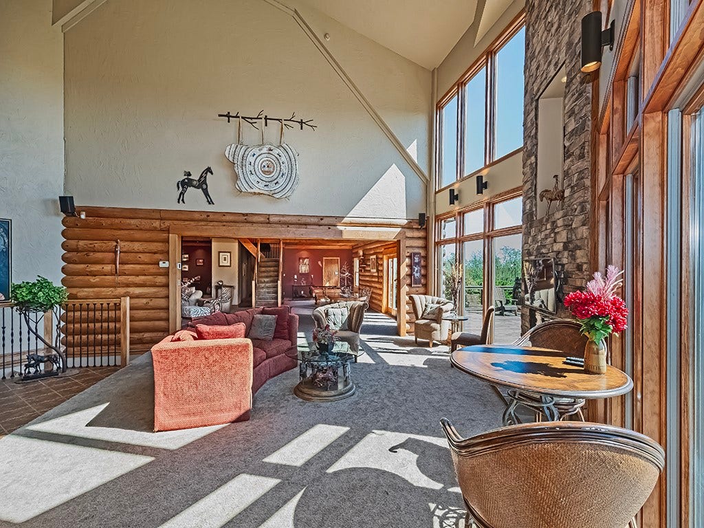 166 McKay Rd, Saxonburg, PA 16056