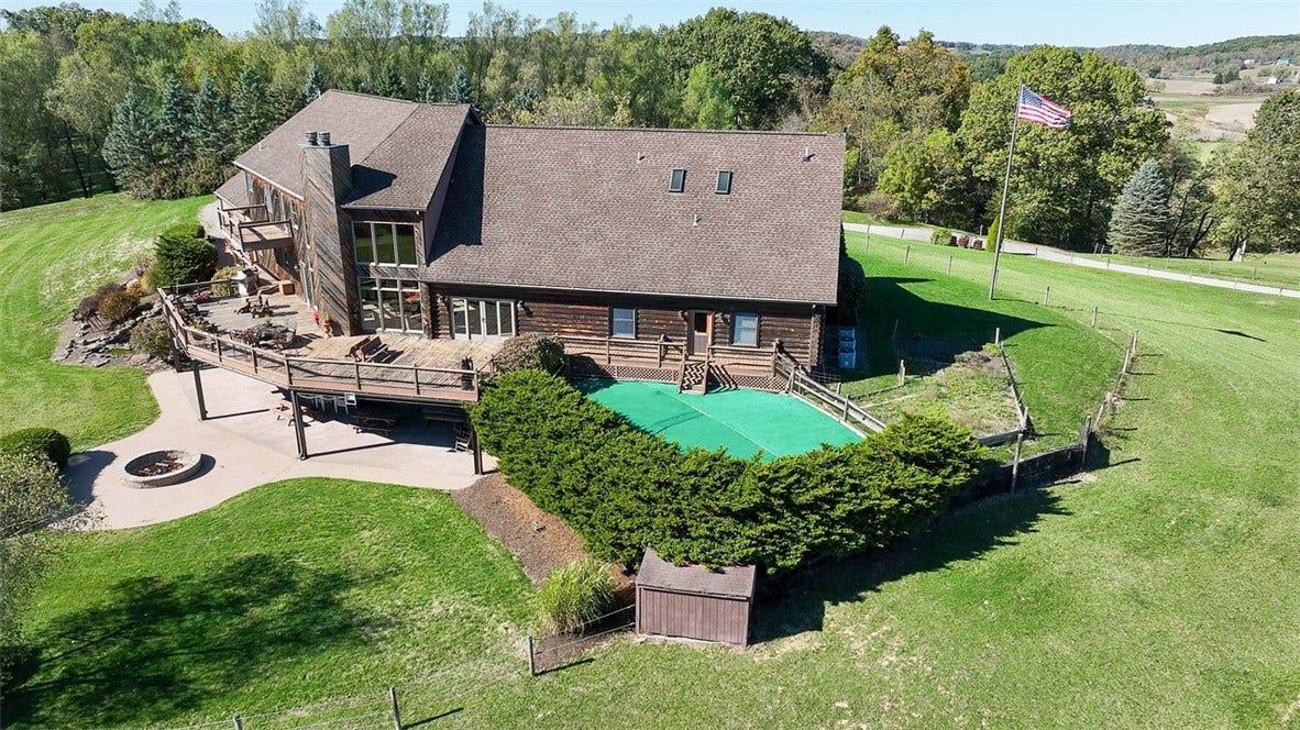 166 McKay Rd, Saxonburg, PA 16056