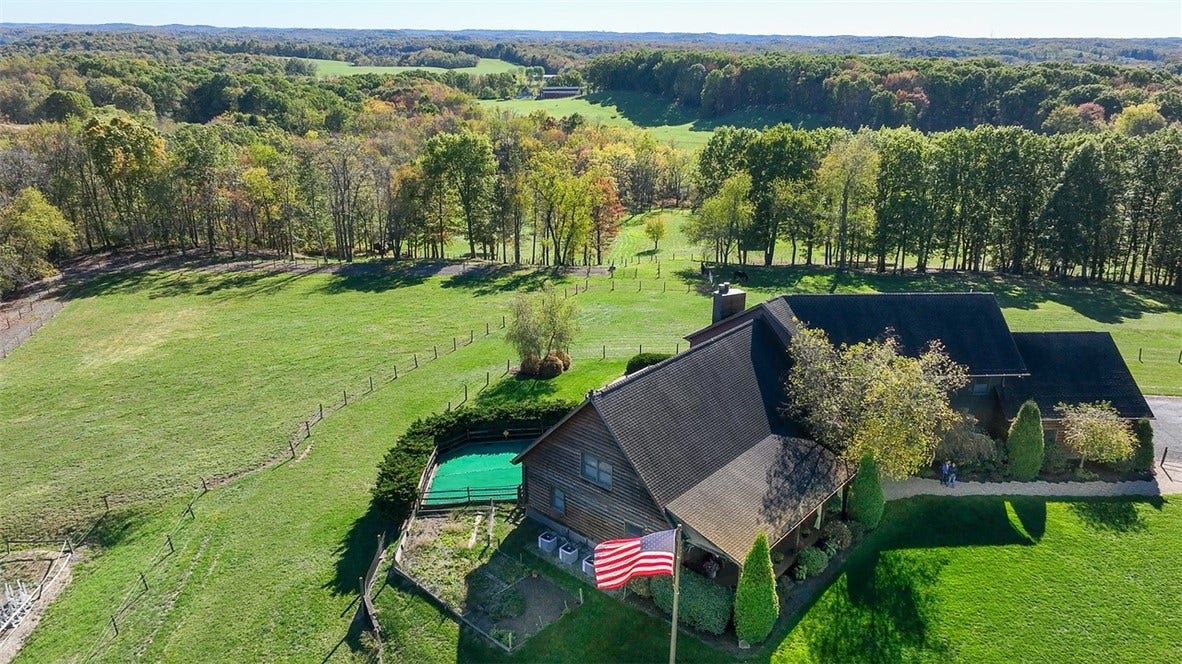 166 McKay Rd, Saxonburg, PA 16056