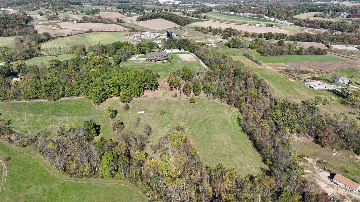 166 McKay Rd, Saxonburg, PA 16056