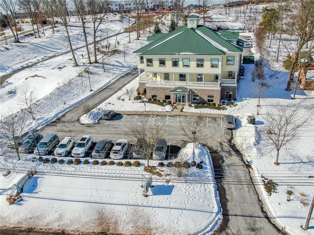 518 Myoma Rd, Mars, PA 16046