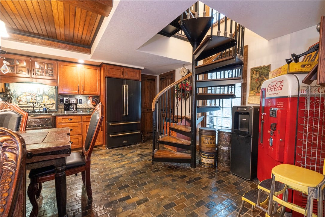6331 State Route 88, Finleyville, PA 15332