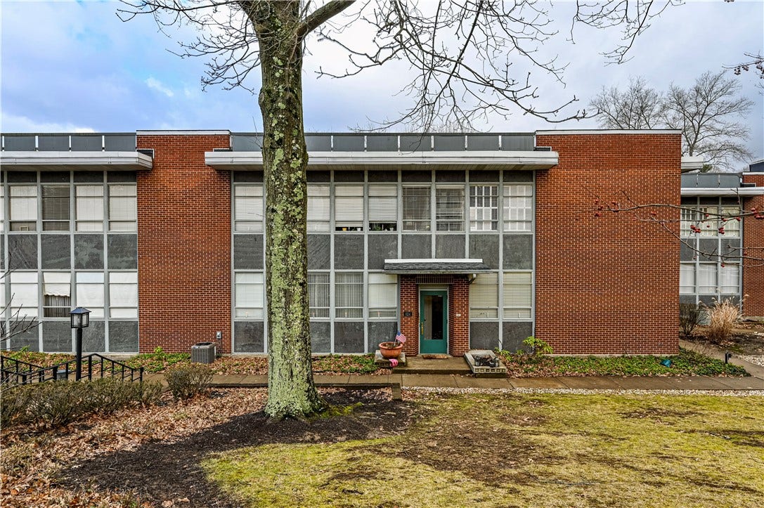 624 PARK LANE, #D, Greensburg, PA 15601