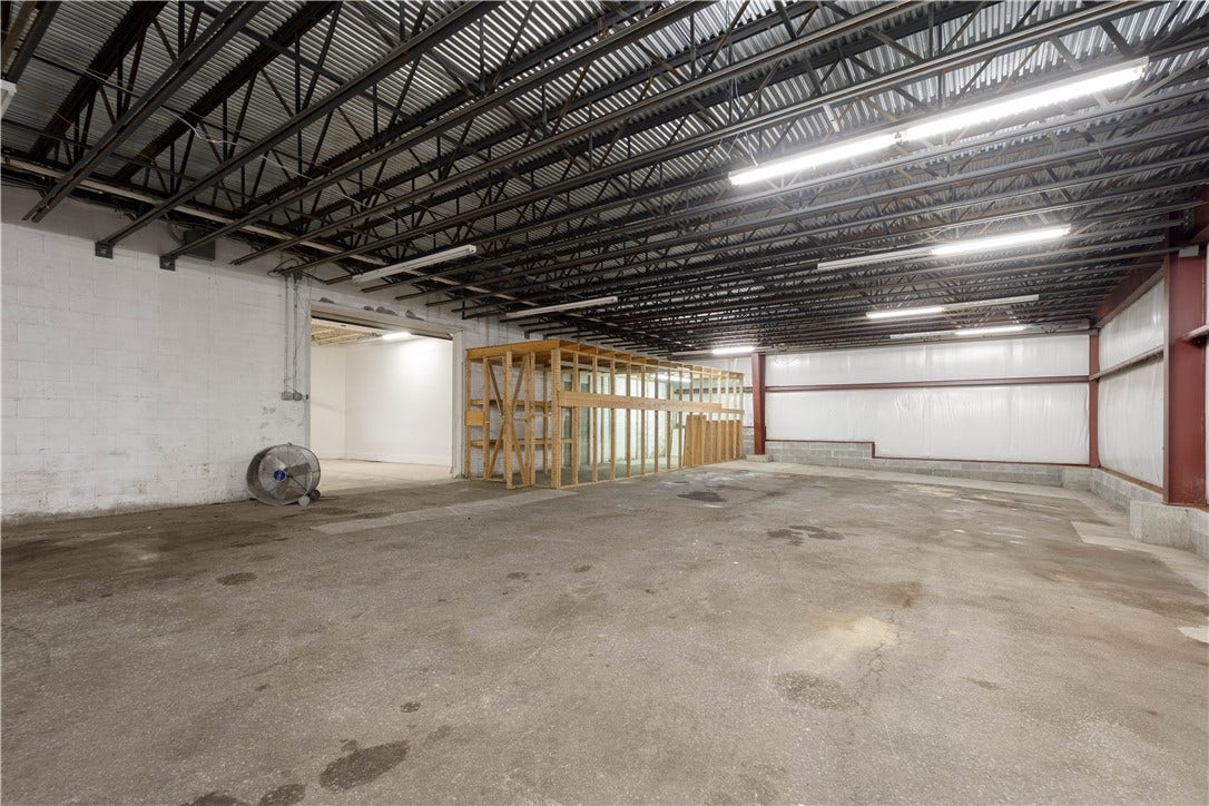 6027 National Pike, Brownsville, PA 15442